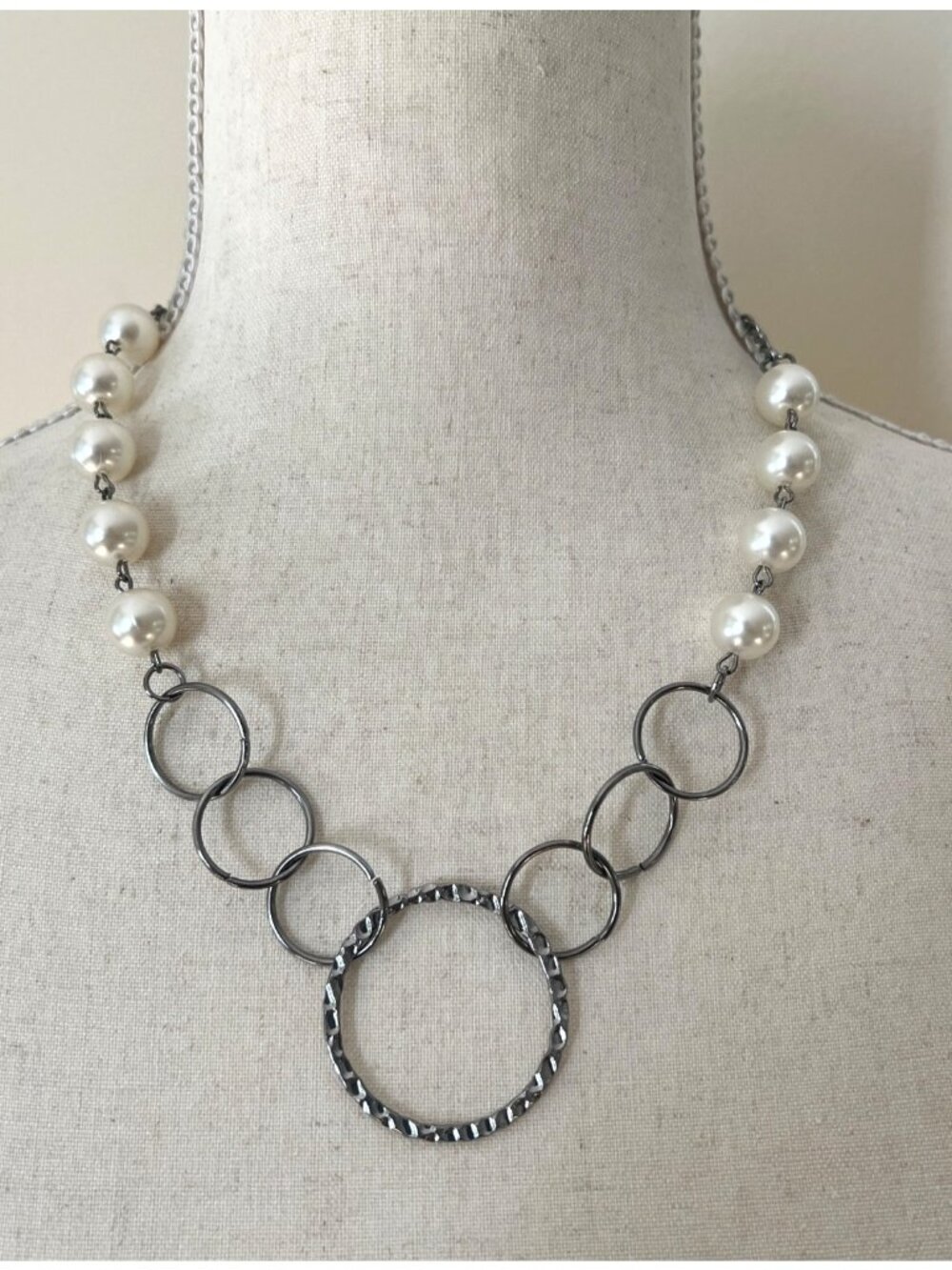 Gunmetal Chain Necklace With Faux Pearl Beads & Hammered Circle Pendant 20" + 3"